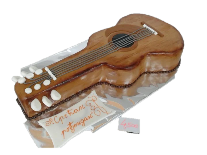 Originalna torta u obliku gitare